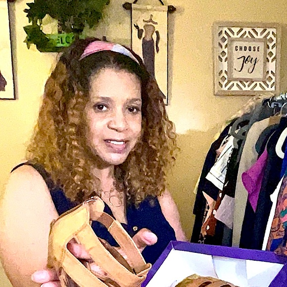 Meet your Posher, Melody - Picture 8 of 10